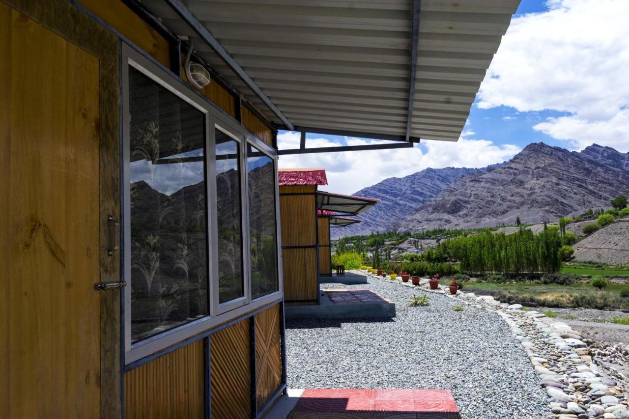 Hotel Neryok'S Indus View Chimre Exterior foto